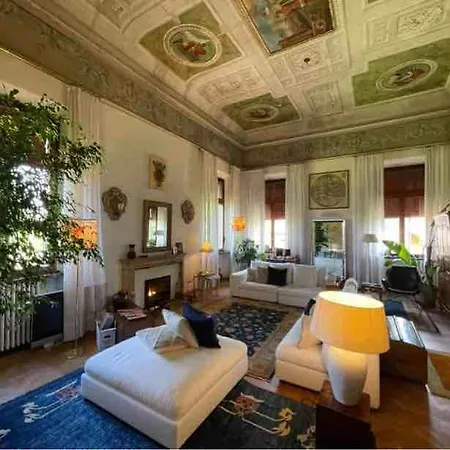 Della Duchessa - Dimora Storica Affrescata Affittacamere *